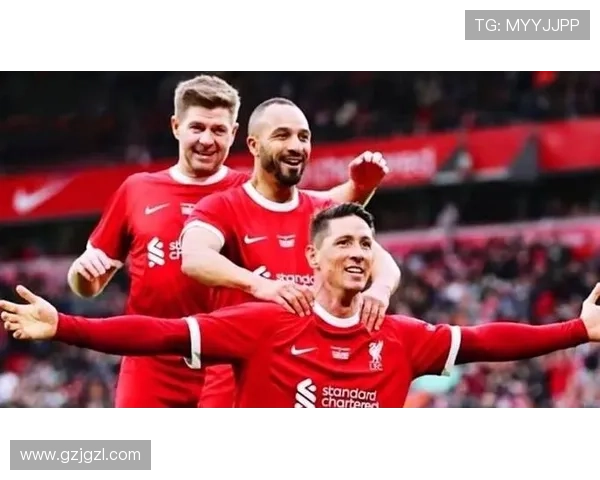 足球巨星感人告别视频引发全球球迷泪目回忆与祝福交织的瞬间 足球巨星感人告别视频引发全球球迷泪目回忆与祝福交织的瞬间