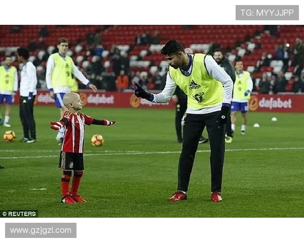 足球明星萌娃头像高清合集展现小球迷的可爱瞬间与运动热情